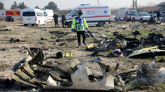 Ukrayna İran'dan düşen uçağın kara kutusunu geri istedi