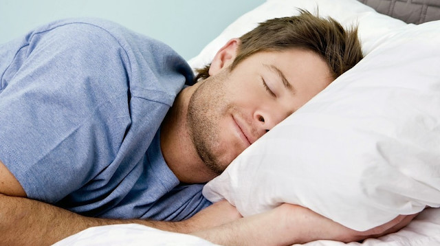 Uzmanlara göre kaliteli uyku gençleştiriyor.