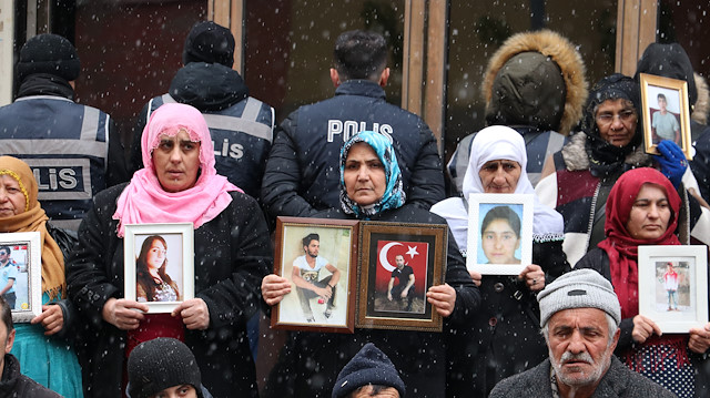 اعتصام الأمهات بولاية ديار بكر التركية يتواصل لليوم الـ137