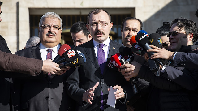 AK Parti Grup Başkanvekili Mehmet Muş açıklama yaptı.
