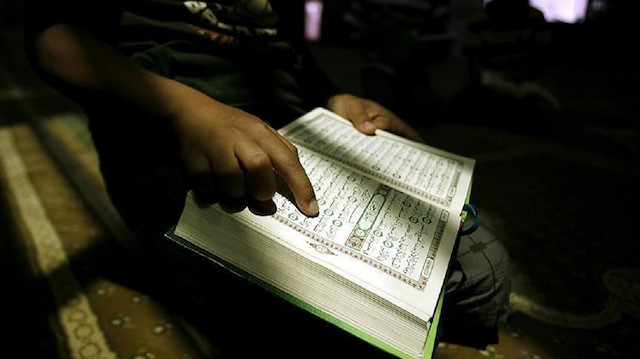 "الديانة التركي" يوزع 5 آلاف نسخة من ترجمات معاني القرآن في الهند