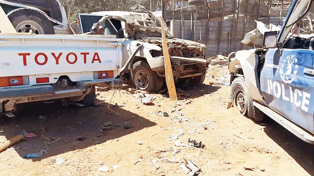 Başkent Mogadişu’da yol yapım projesinden sorumlu Türk inşaat firmasına yönelik saldırıda 3 kişi öldü, 6’sı Türk 20 kişi yaralandı.