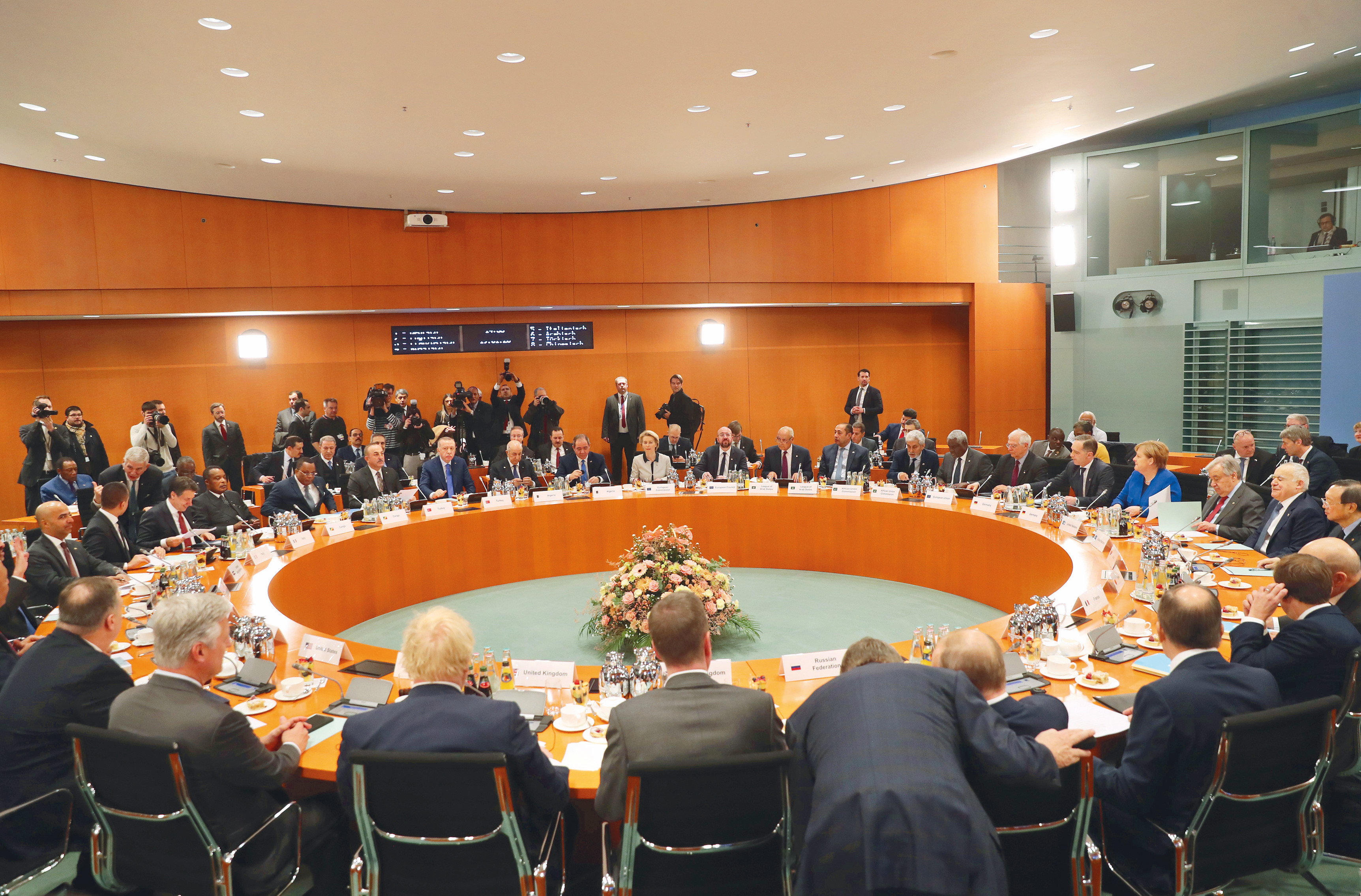 Berlin’de müzakere masası kuruldu.