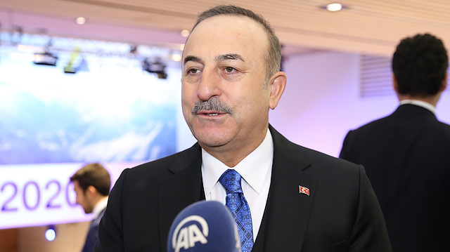 تشاووش أوغلو: تركيا محط اهتمام عالم الأعمال والمال في دافوس