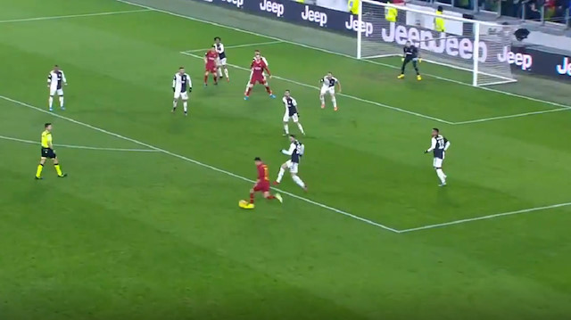 Cengiz Ünder, Juventus'a attığı golle gecenin gündemlerinden biri oldu.