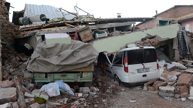 Malatya'da depremin yıktığı evler