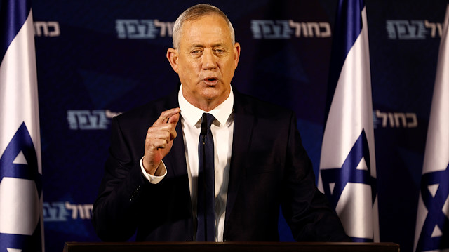 Benny Gantz, leader of Blue and White party, delivers a statement near Tel Aviv, Israel January 25, 2020. REUTERS/Corinna Kern

