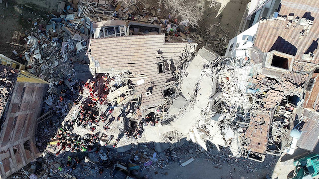 Depremde ölenlerin sayısı 39'a yükseldi: Elazığ'da 948 artçı deprem oldu