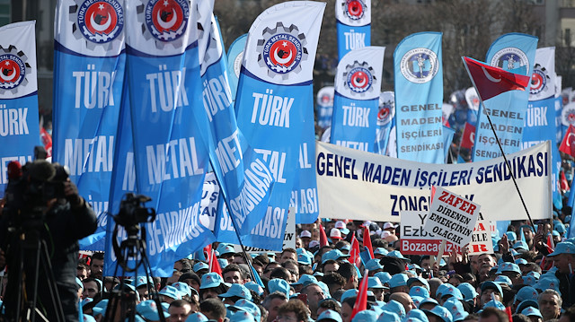 Metal işçileri'nin  19 Ocak'ta Bursa'da düzenlediği miting. 