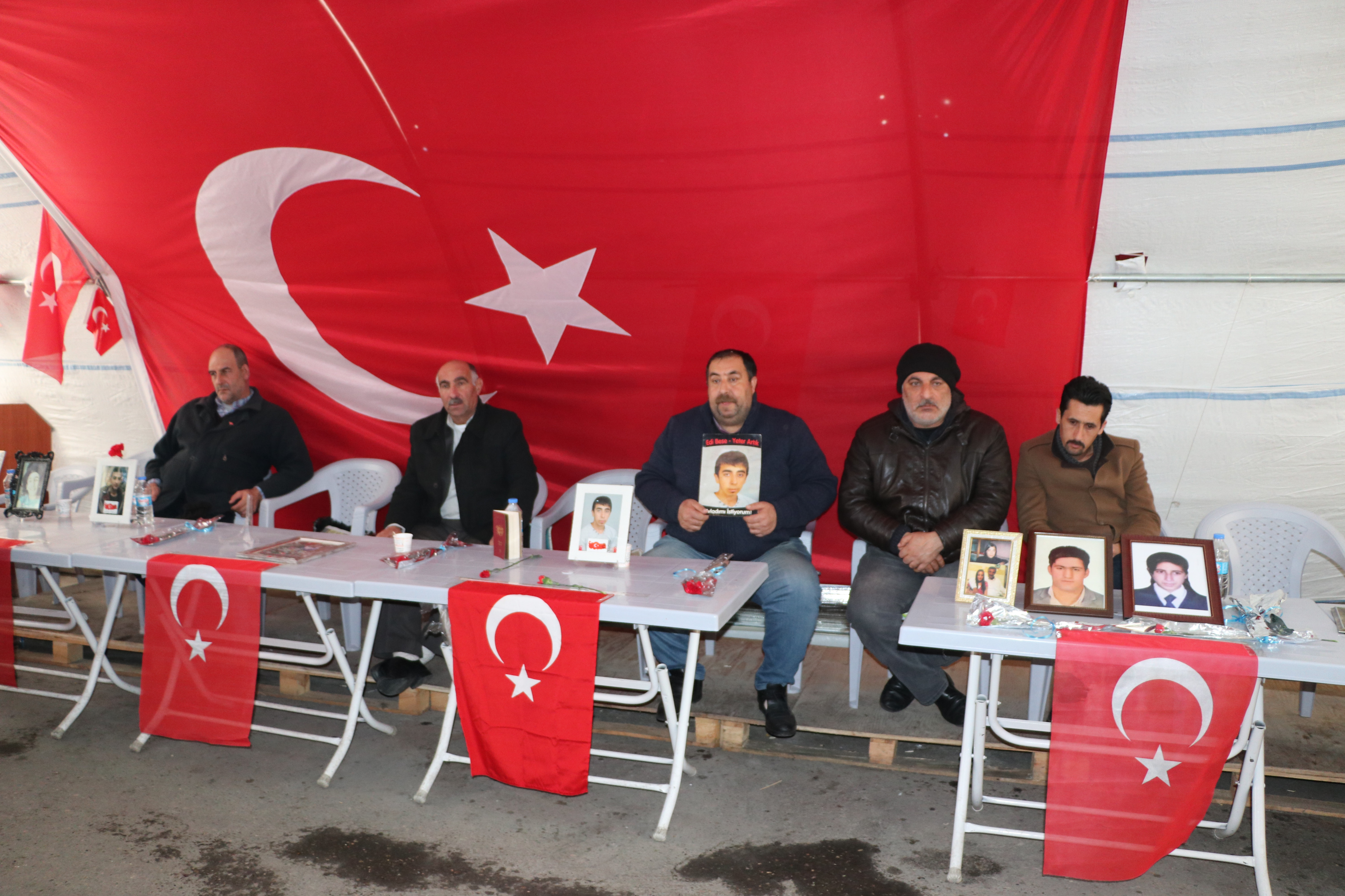 Diyarbakır annelerinin oturma eylemi