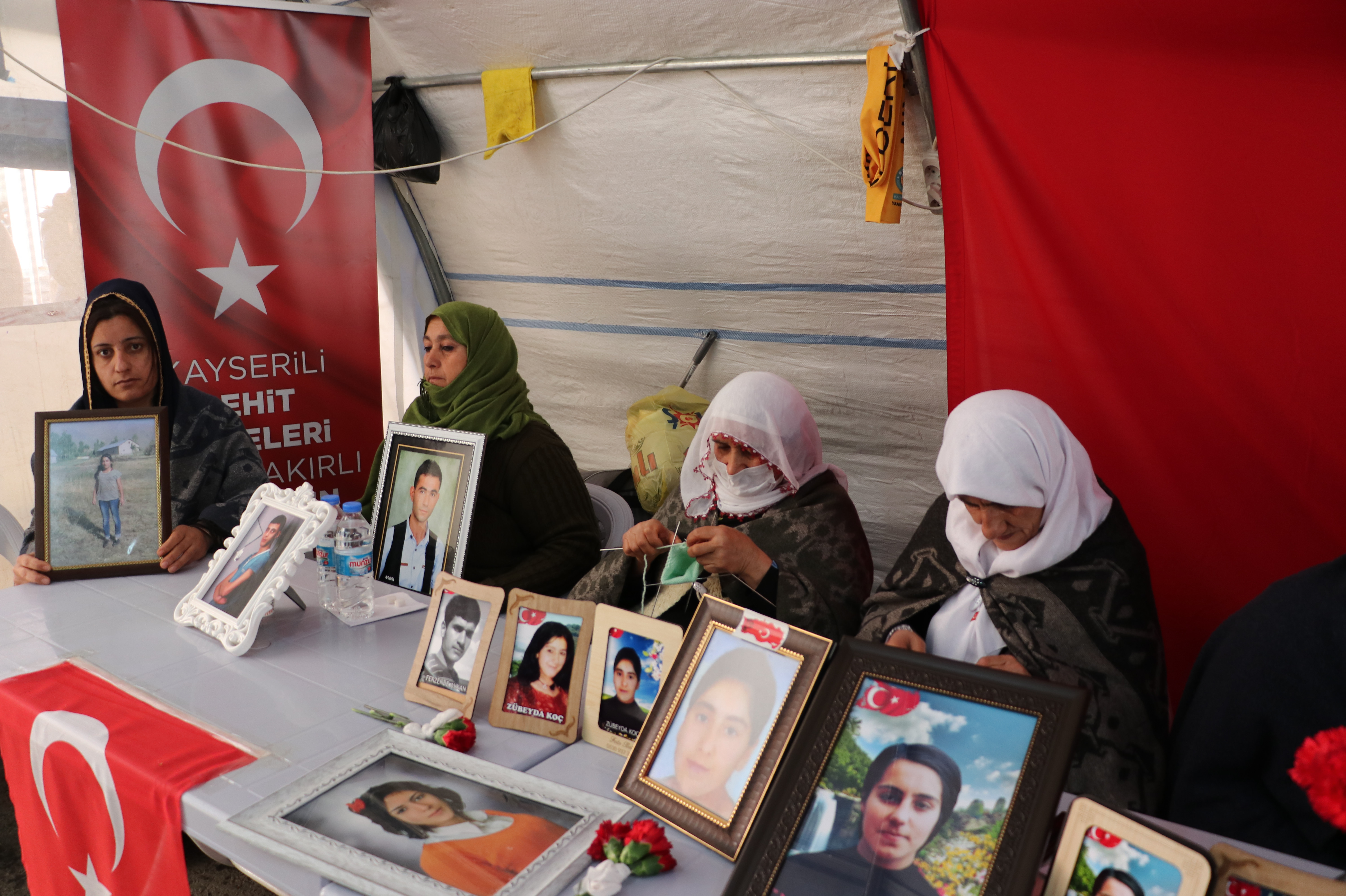 Diyarbakır annelerinin oturma eylemi