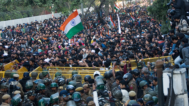 India: Man shoots at Delhi protesters, 1 student hurt

