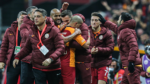 Galatasaray sahasında Kayserispor'u 4-1 mağlup etti.