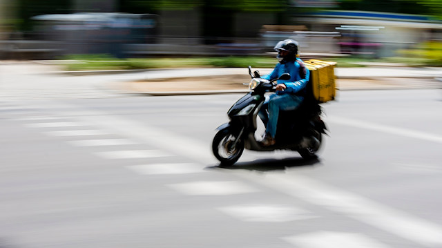 Ağırlıklı gıda sektöründe çalışan motosikletli kuryelerin ülke genelinde sayısı 150 bini buluyor.