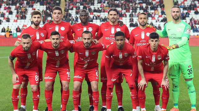 Antalyaspor Süper Lig'de 15. sırada yer alıyor.