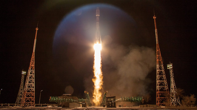 A Soyuz rocket carrying a batch of 34 OneWeb satellites blasts off from a launchpad at the Baikonur Cosmodrome, Kazakhstan February 7, 2020