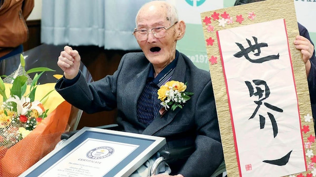 Guinness Dünya Rekorları tarafından kabul edildi: Dünyanın en yaşlı erkeği Japonya'da 🧓