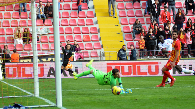 Kayserispor 21 hafta sonunda kalesinde 54 gol gördü.
