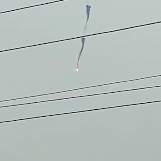Suriye rejimine ait bir helikopter daha düşürüldü