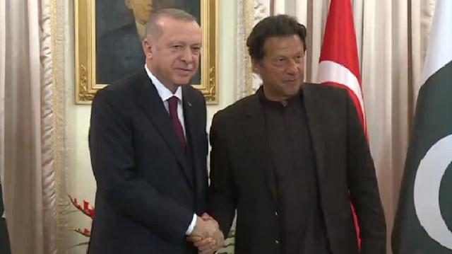 Cumhurbaşkanı Recep Tayyip Erdoğan ve ​Pakistan Başbakanı İmran Han. 