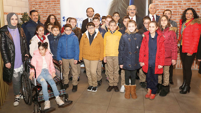Ankara Mitat Enç Görme Engelliler İlkokulu öğrencileri