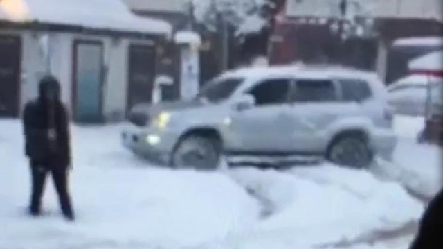 Polis, trafiği tehlikeye düşüren sürücüleri affetmiyor. 