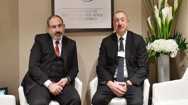 Azerbaycan Cumhurbaşkanı Aliyev ile Ermenistan Başbakanı Nikol Paşinyan.