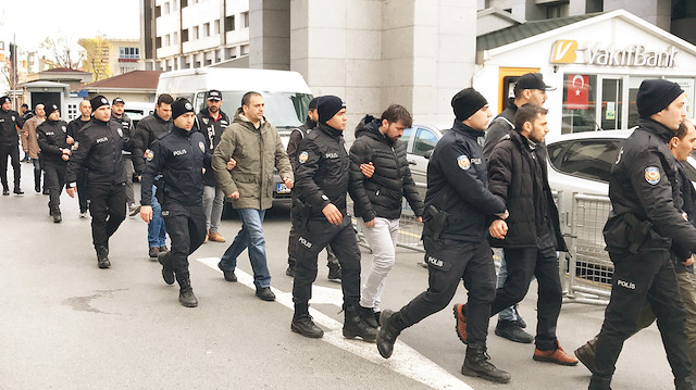 Altuğ Verdi’yi şehit eden polis memurunun FETÖ içerisinde bağlı olduğu hücre yapılanmasında yer aldıkları iddiasıyla düzenlenen gözaltına alınanların sorgusu sürüyor.