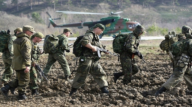 قوات روسية تشن هجومًا على "دونباس" شرقي أوكرانيا