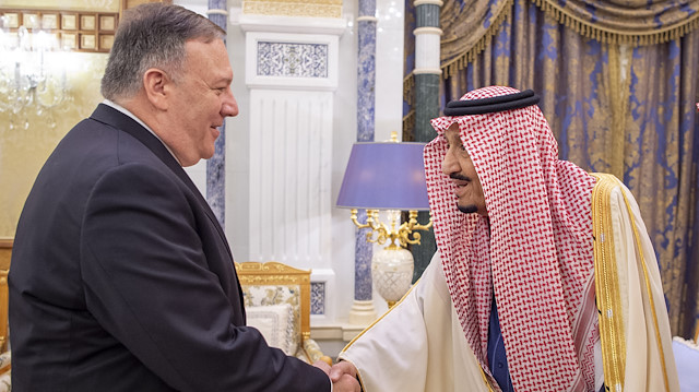 U.S. Secretary of State Mike Pompeo meets with Saudi King Salman bin Abdulaziz 