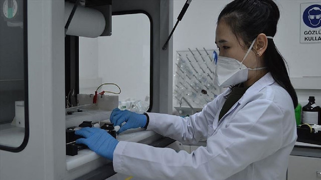 الصين تكشف موعد اللقاح ضد "كورونا"
