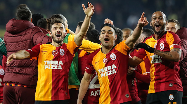 Fenerbahce vs Galatasaray : Turkish Super Lig

