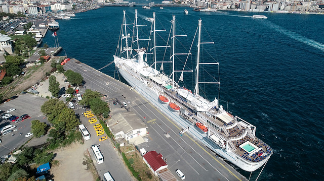 Club Med 2 anchored at Sarayburnu Port

