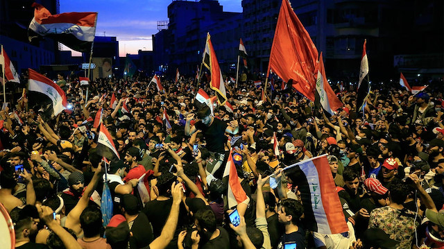 Irak'ta hükümet karşıtı gösteriler 1 Ekim'den bu yana devam ediyor.