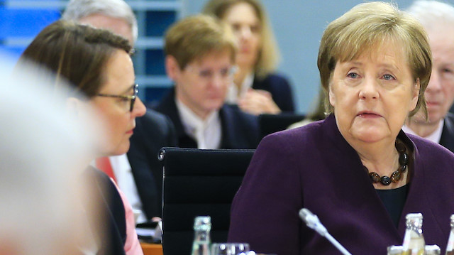 Angela Merkel, Almanya'da düzenlenen Uyum Zirvesi'ne katıldı.