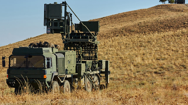 KORAL, düşmana ait füze, uçak ve helikopteri radardan çıkarıp 'kör' ediyor.