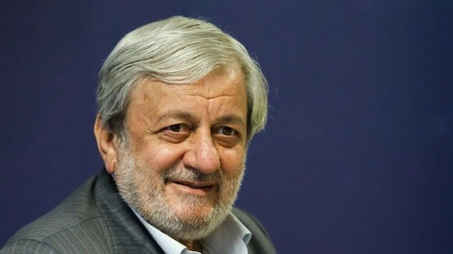 İran'ın dini lideri Hamaney'in danışmanı koronavirüsten öldü