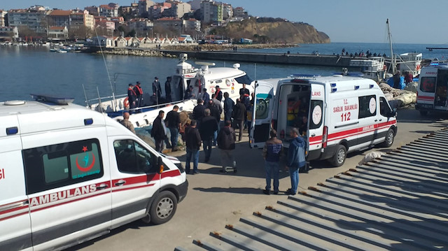 Silivri açıklarında yatta yangın çıktı.