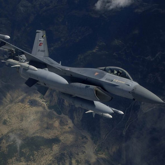 Esed rejimi pilotlarını F16 korkusu sardı: Bir uçak düşürülünce diğeri aceleyle üssüne geri döndü