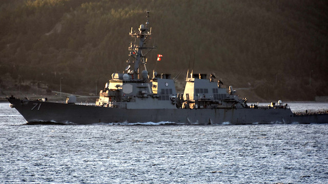 ABD savaş gemisi 'USS Ross' Çanakkale Boğazı’ndan geçti