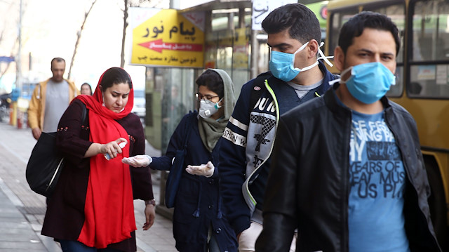İran'da salgına karşı önlemler artırılmaya başlandı.