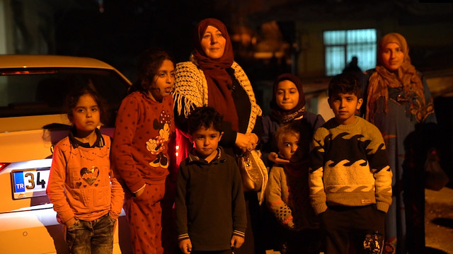 Ev hanımı Nuray Huyut, altı yıldır vaktinin tamamını ihtiyaç sahipleri için harcıyor.