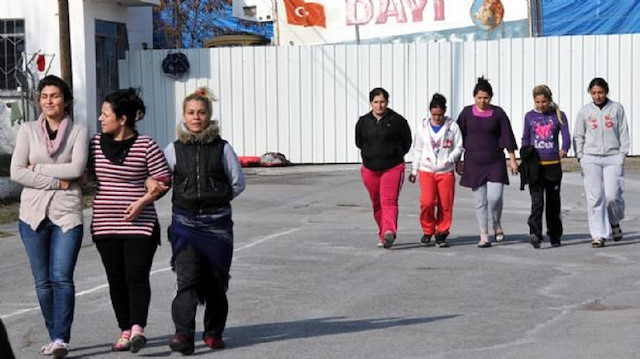 Tutuklu ve hükümlü kadınlara 8 Mart'ta açık görüş.
