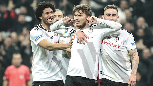 Beşiktaş'a 3 puanı getiren Adem Ljajic'in gol sevinci