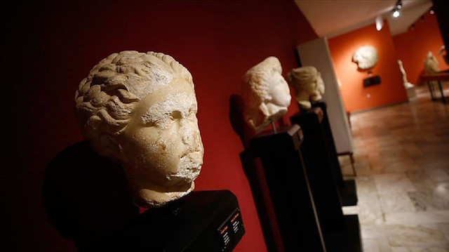 تركيا.. علماء آثار يكشفون هوية تمثال للشاعرة الإغريقية "صافو"