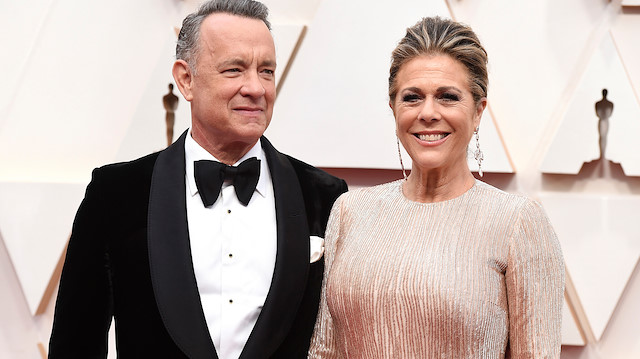 Hanks ve eşi, ABD'de virüsün görüldüğü ilk ünlüler oldu.    