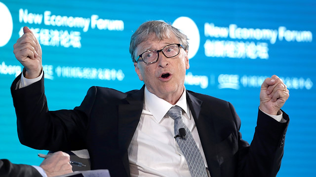 Miscrosoft'un kurucusu ve teknoloji danışmanı Bill Gates yönetimden ayrıldı.