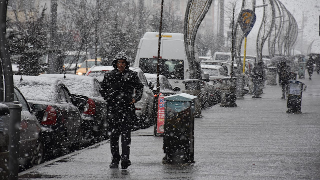 Türkiye soğuk ve kar yağışlı havanın etkisi altında.
