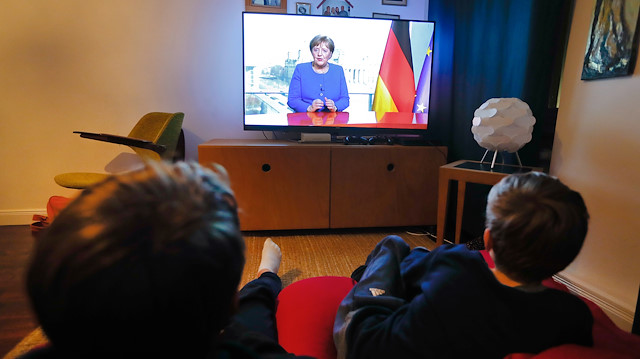 Almanya Başkakanı Angela Merkel ulusa seslendi.