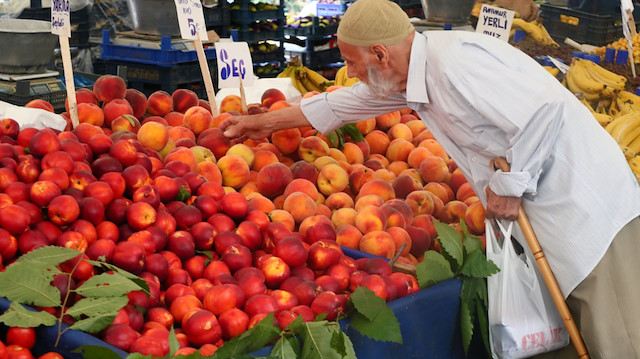 81 ile talimat: Pazarlarda sebze-meyve seçilmeden alınacak